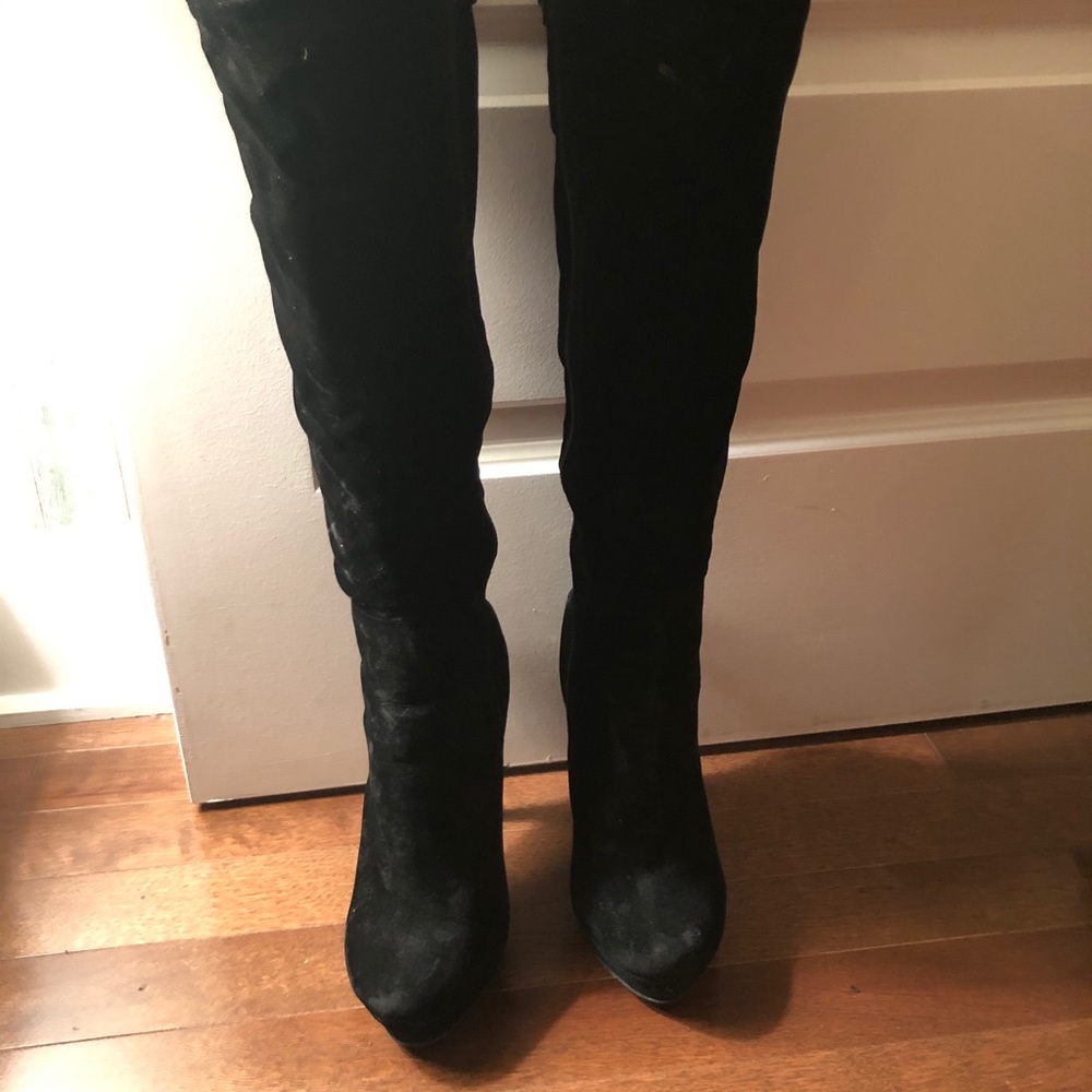 Knee high faux suede high heeled boots